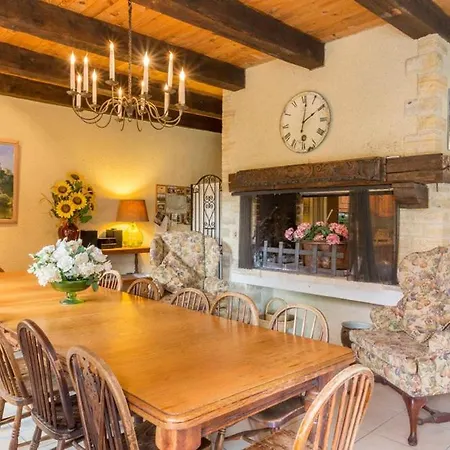 Saint-denis-catus Sleeps 12 Pool Wifi Вилла *