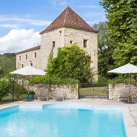 Saint-denis-catus Sleeps 12 Pool Wifi Saint-Denis-Catus
