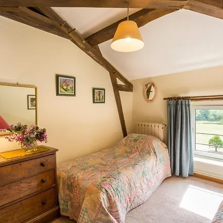 Saint-denis-catus Sleeps 12 Pool Wifi * Saint-Denis-Catus